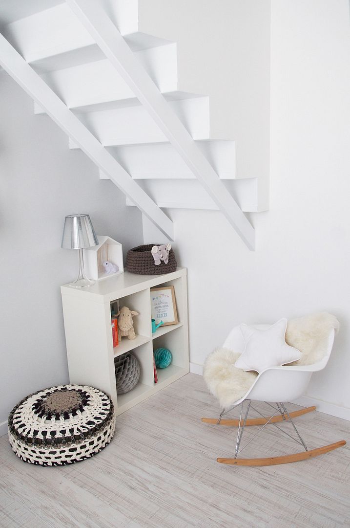 photo 21-nursery-scandinavian-nordic-deco-gray-mint-white-decoracion-habitacion-dormitorio-infantil-bebe-mateo-macarena-gea_zpse94209e2.jpg