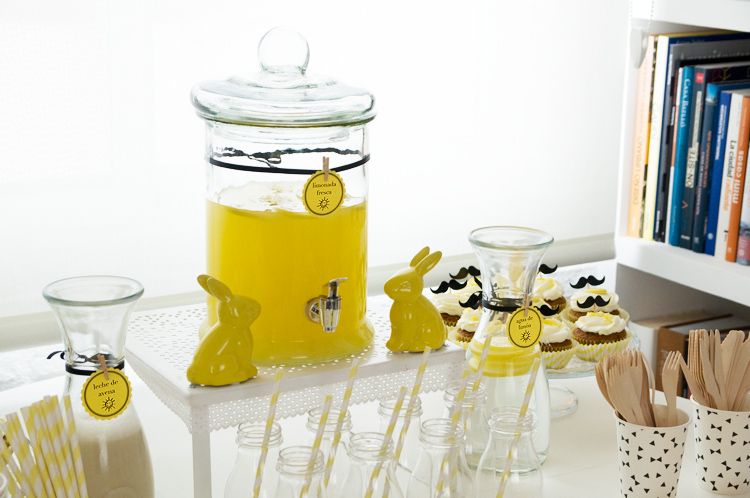  photo 11-baby_shower-mateo-fiesta-infantil-bebe-macarena_gea-amarillo-yellow-moustache-party-lemonade_zps93207fa6.jpg