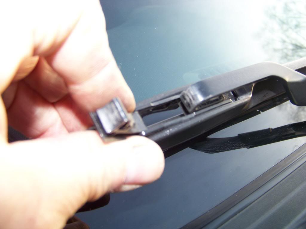 **How To Change 5th Gen Factory Wiper Blade Inserts Pictorial