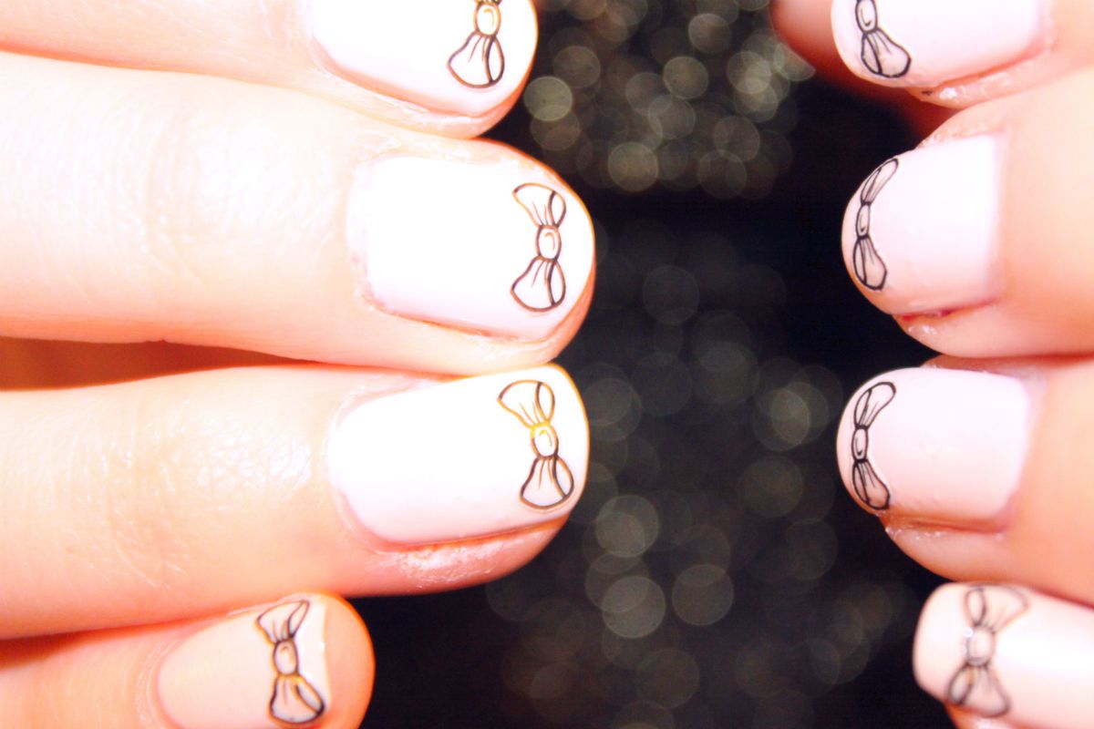 nail tattoos nail art skin art nude nails bow nail design beauty blog uk the london lipgloss
