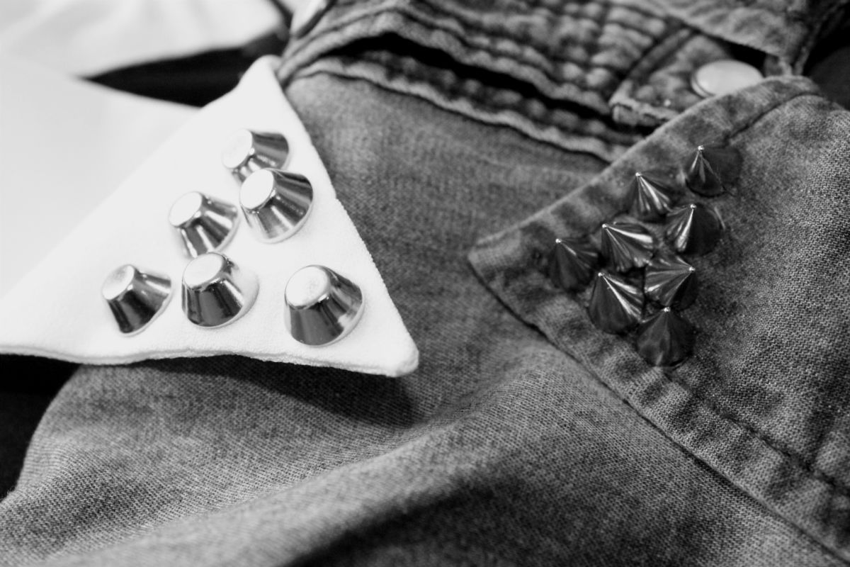 diy studs studding tutorial customizing customising clothing denim blog rivets shirts