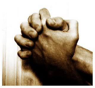  photo hands_praying-1.jpg