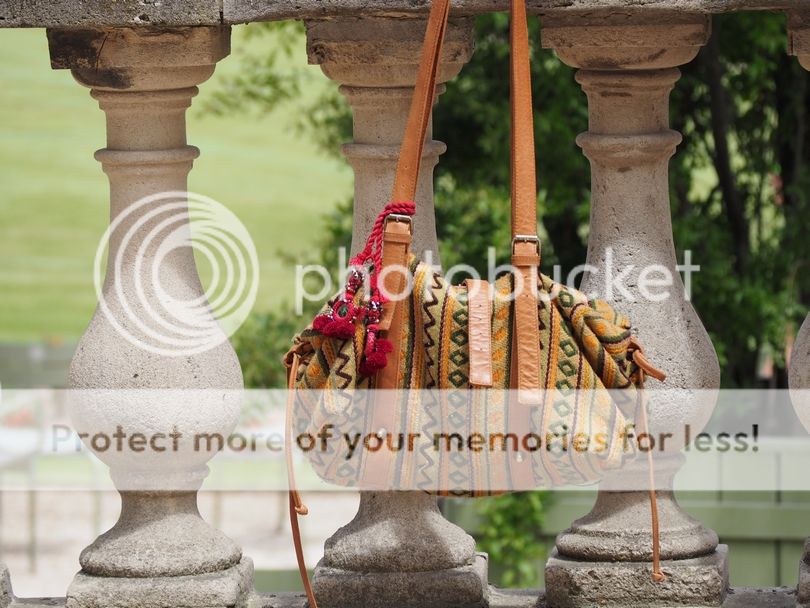  photo sac antik batik jardin du luxembourg manaa_zpskaertqpr.jpg
